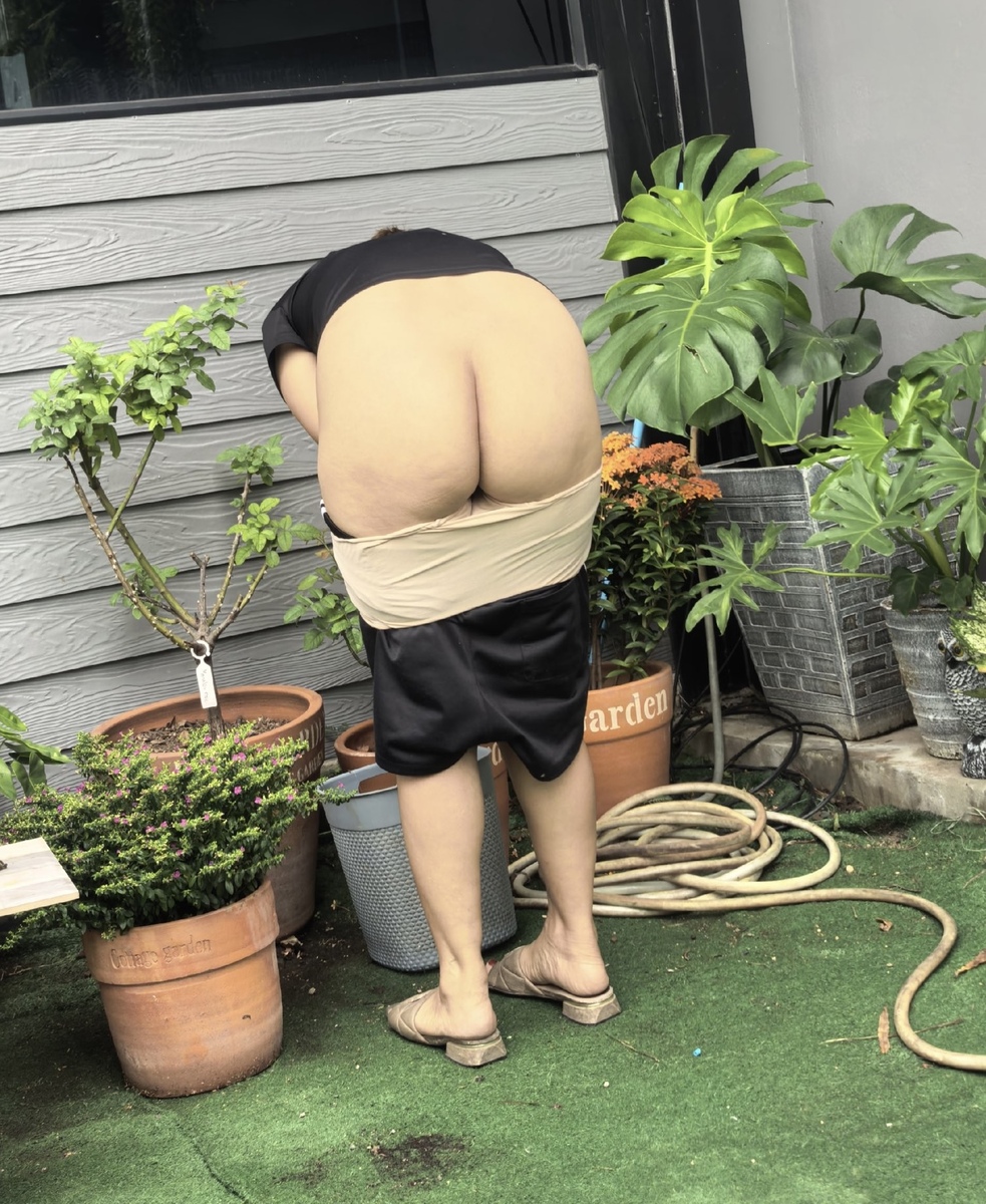 สาวข้างบ้าน